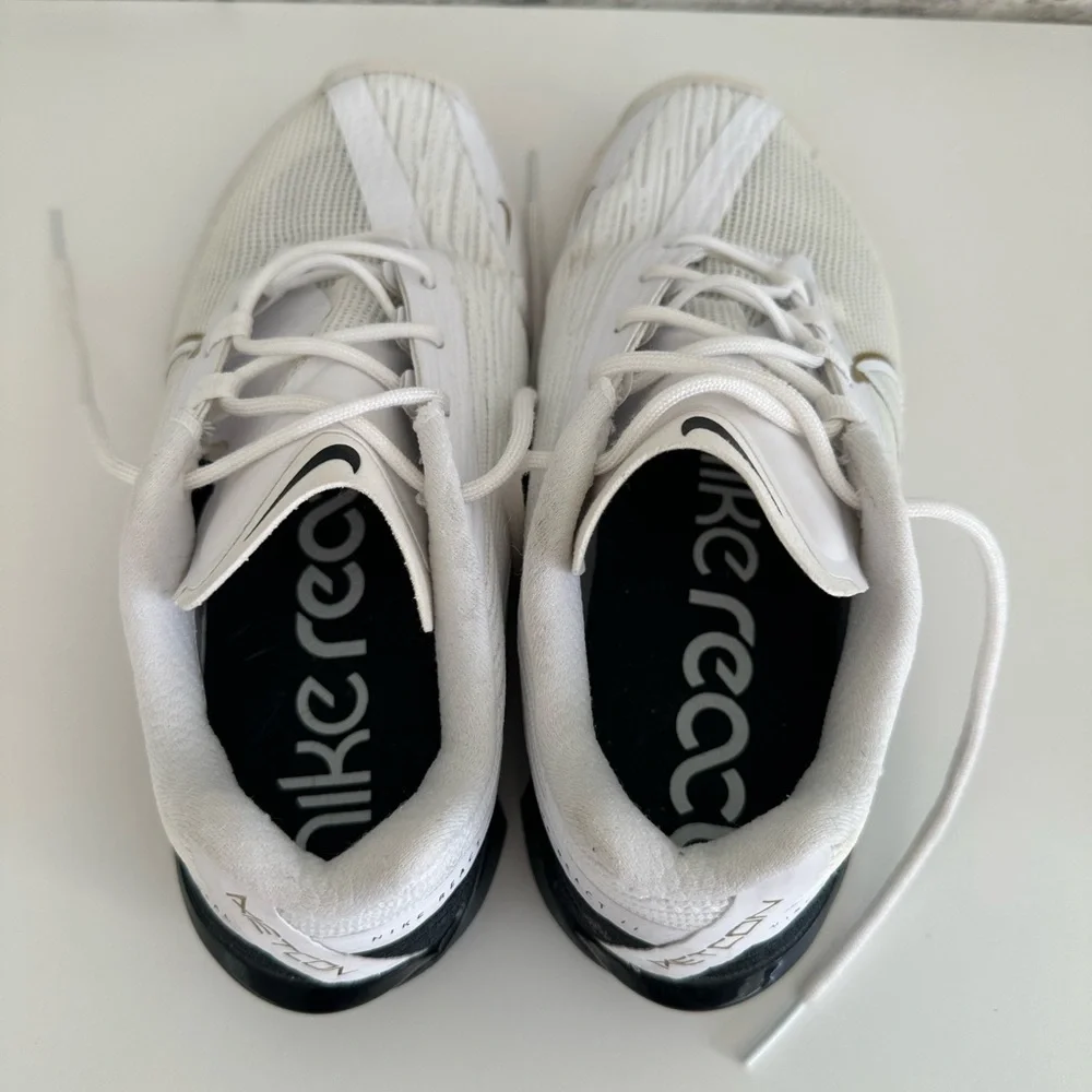 Nike React Metcon Turbo in White and Metallic Gold - 6.5 - Picture 5 of 6